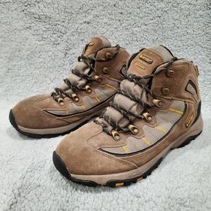 Hi-Tec Men's Haka Trail Waterproof Light Hiking Boot 9.5